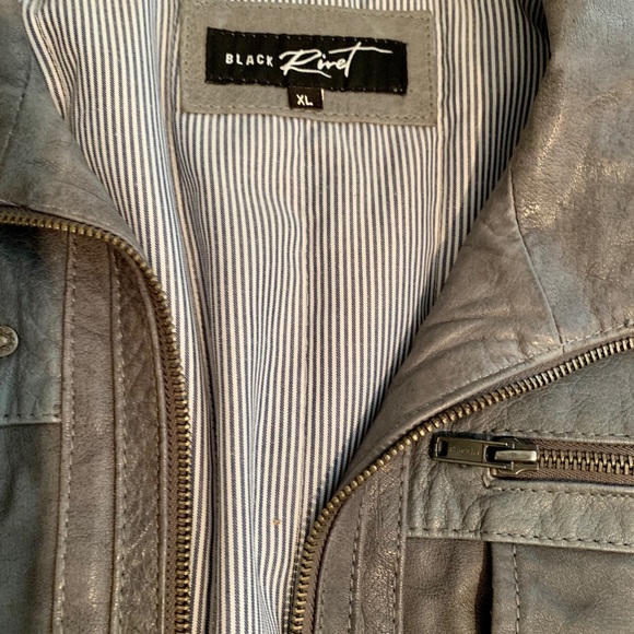 SOLD - Picture 2 of 4